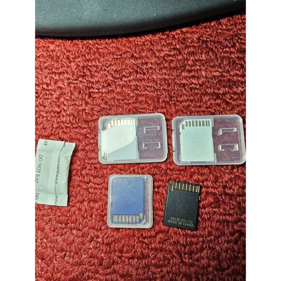 Pack of -4 SD Cards - Picture 3 of 7